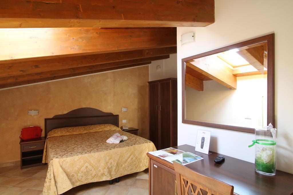 Country House Il Ponte Alba Adriatica Eksteriør bilde
