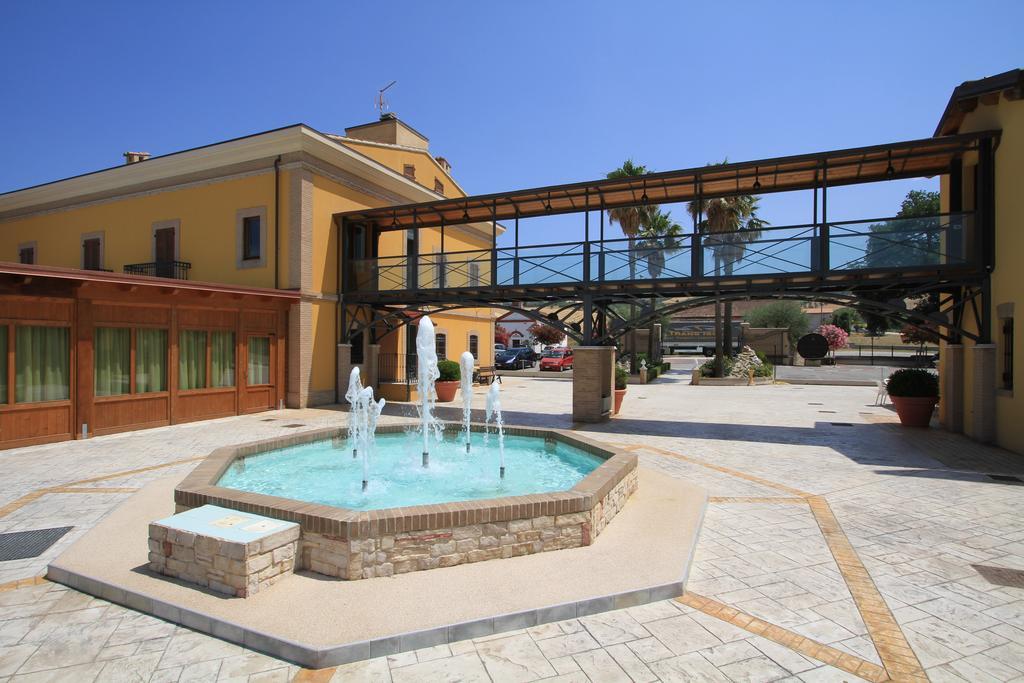 Country House Il Ponte Alba Adriatica Eksteriør bilde