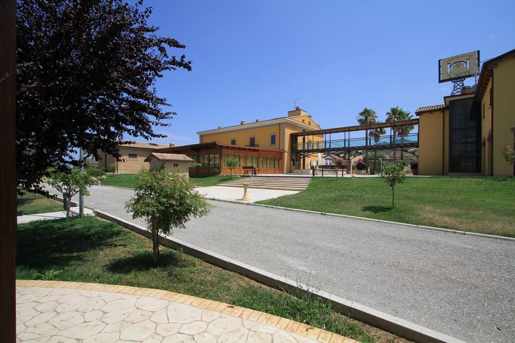Country House Il Ponte Alba Adriatica Eksteriør bilde